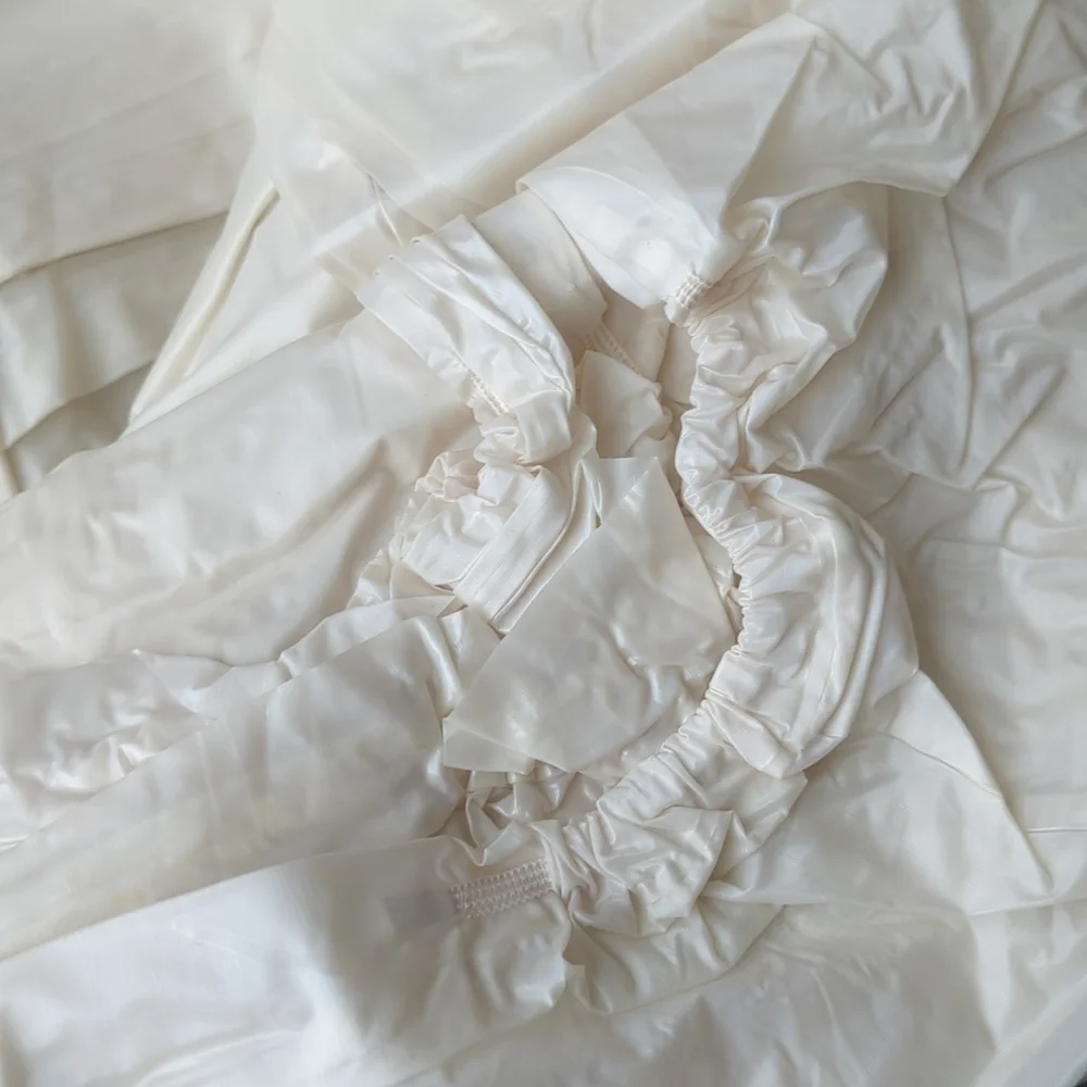 🌞$5🌞Set of Twin plastic mattress protector